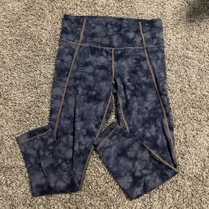 Athleta 23” Leggings - M
